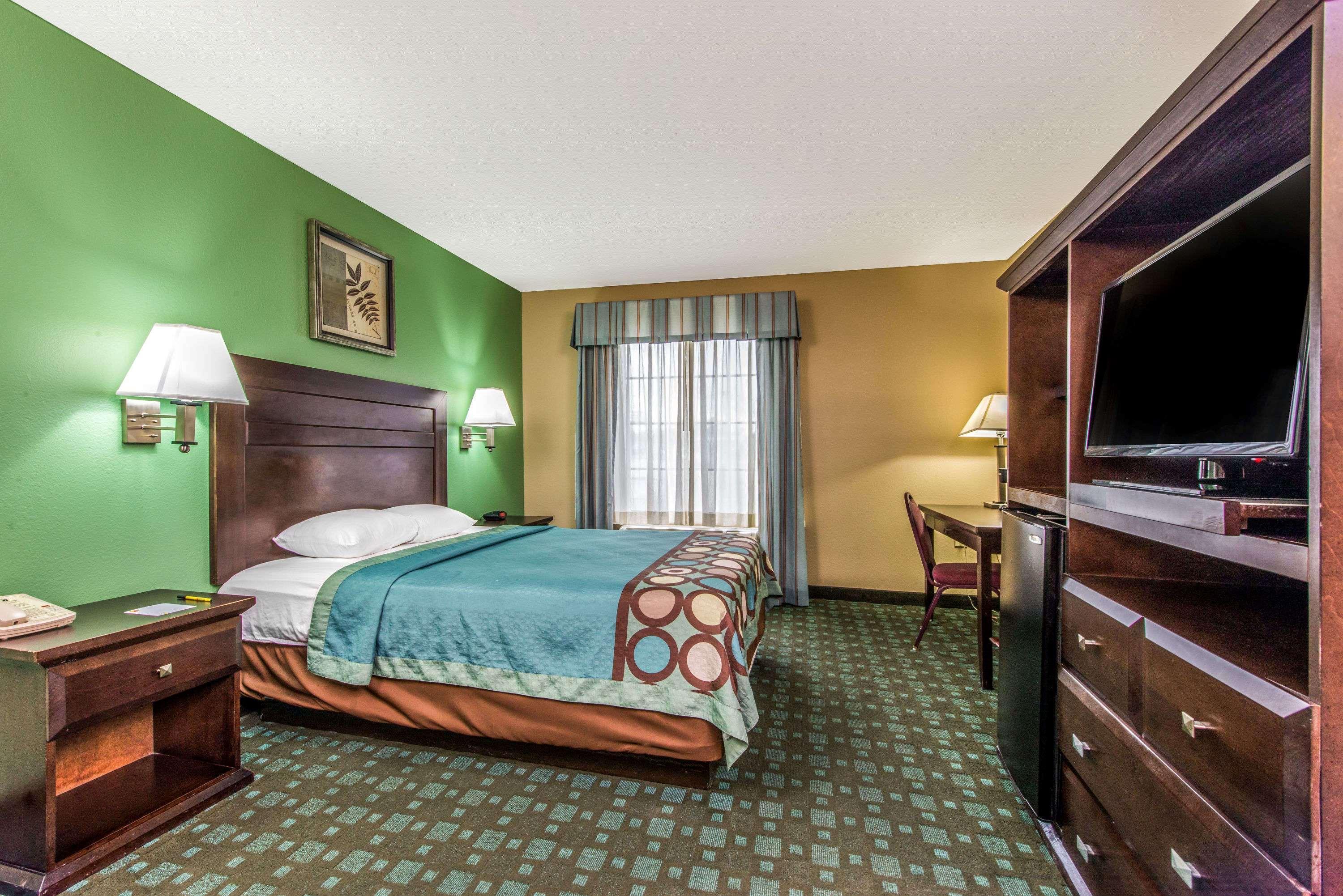 Super 8 By Wyndham Lake Charles/Sulphur Ngoại thất bức ảnh